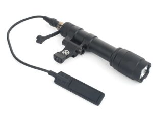 LED relvalamp 640LM must 20 mm reilile ja M-LOK